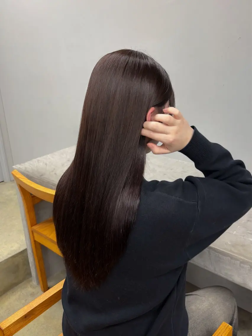 セミロング ヘアカラー トリートメント 𝐀𝐦𝐞𝐫𝐢 /透明感カラーのヘアスタイル