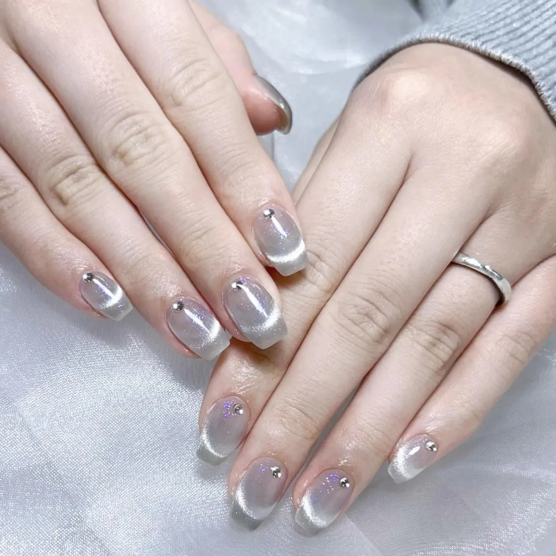 ネイル メンズ フレンチネイル マグネットネイル マグネットフレンチ ストーンネイル ハンドネイル NAILサロン 木にいるのネイルデザイン