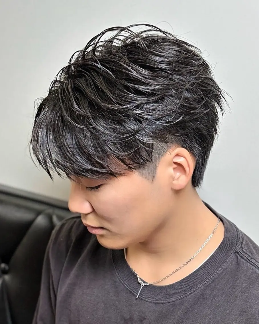 ショート パーマ メンズ ショートヘア 井ノ本 成海 / カラー/縮毛矯正のヘアスタイル