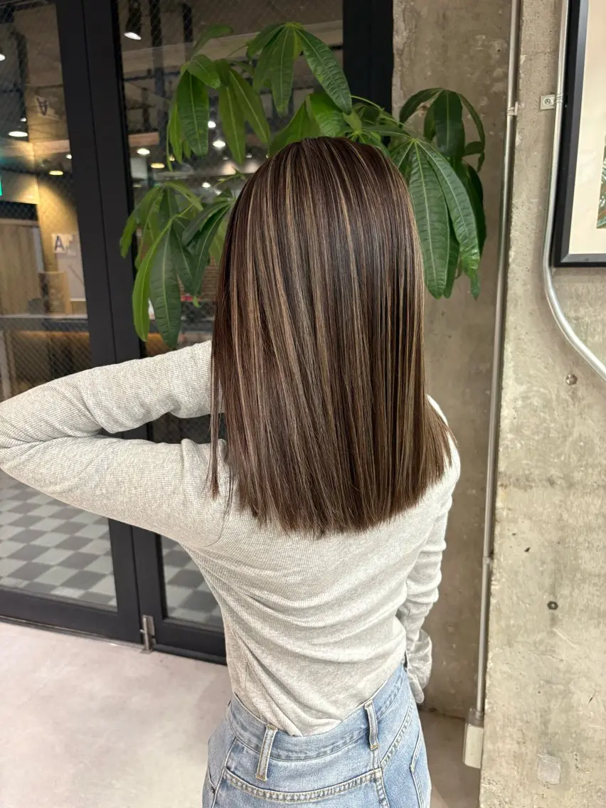 セミロング カラー ブリーチ ハイライトカラー ハイライト ヘアカラー ♡ハイライトカラー shinri♡のヘアスタイル