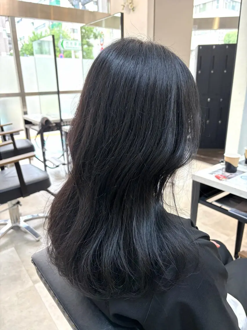 セミロング カラー 🥀韓国ヘア🥀 宮津真菜のヘアスタイル