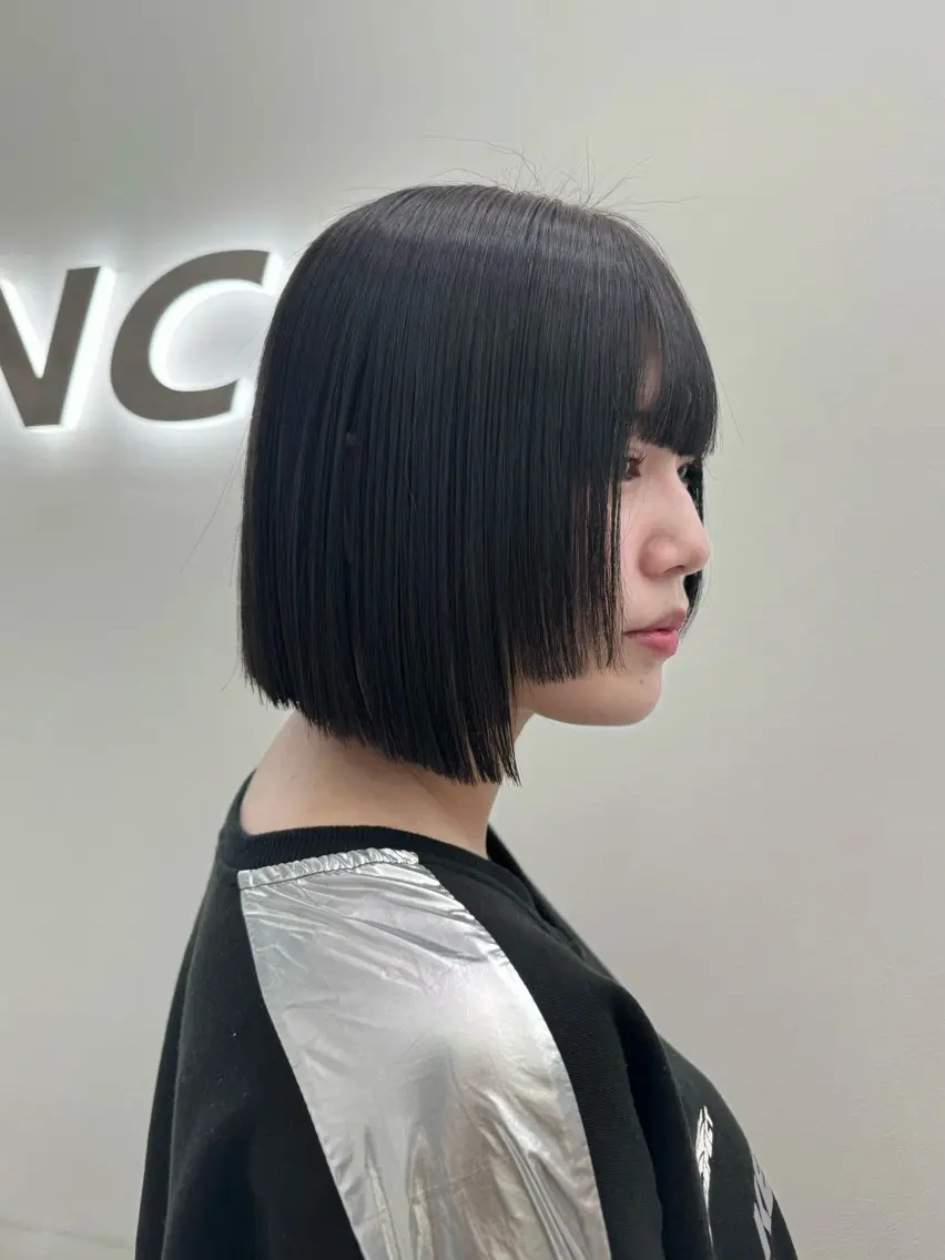 ショート カラー ヘアアレンジ 縮毛矯正🤍 ボブ/ HIKARIのヘアスタイル