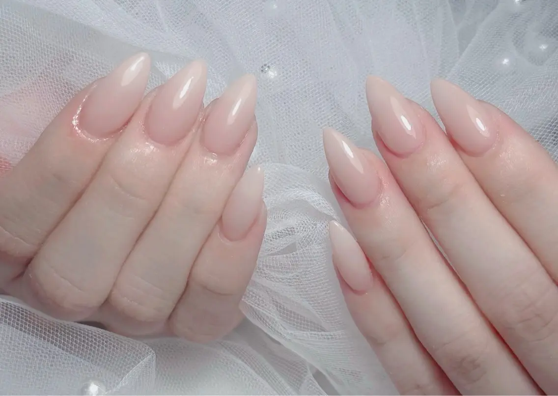 ネイル チークネイル 長さ出し フラッシュネイル フレンチネイル グラデーション ハンドネイル Lenie Nail Salonのネイルデザイン