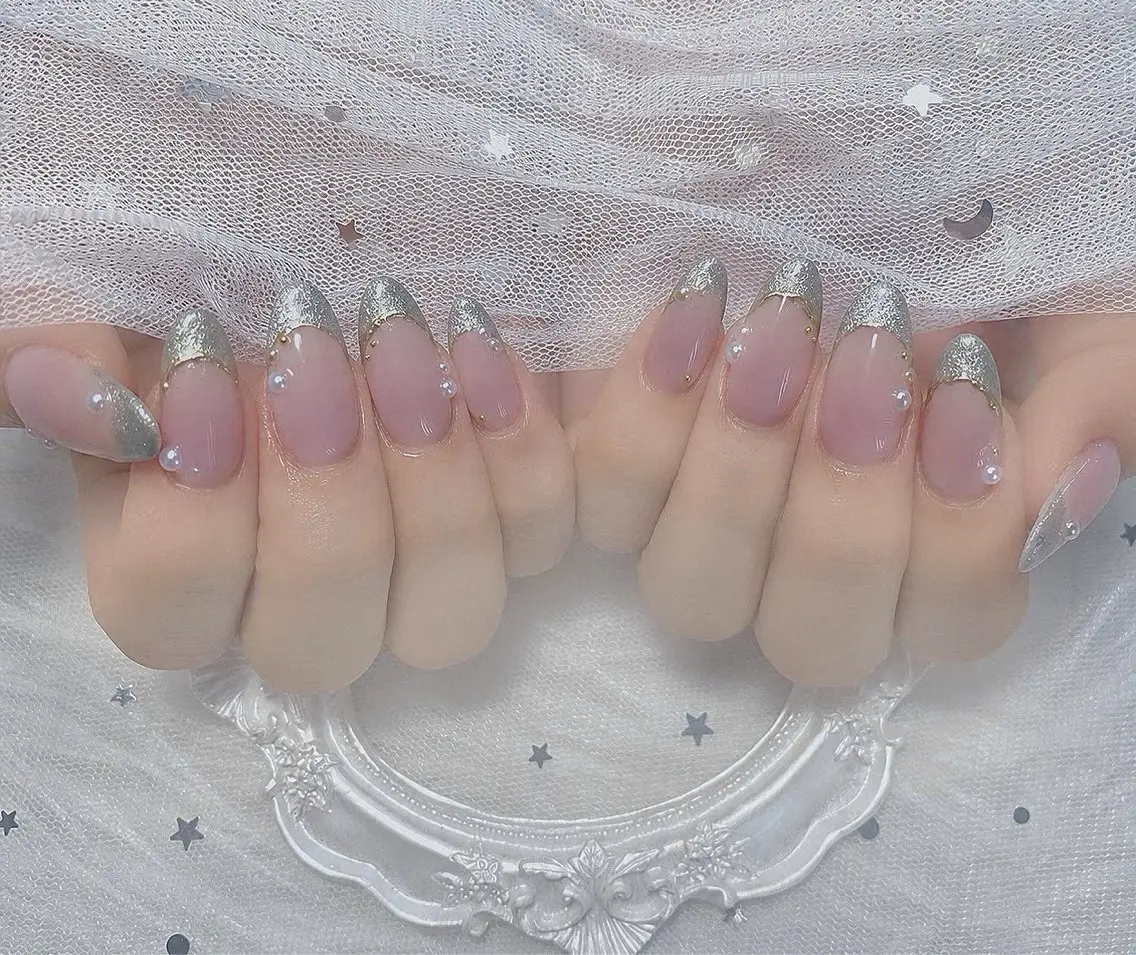 ネイル チークネイル ドット 長さ出し フットネイル フレンチネイル ハンドネイル Hana Nail Salonのネイルデザイン