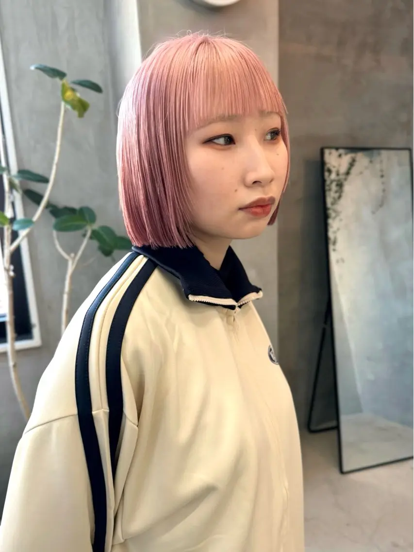 ショート カラー グラデーションカラー ピンクカラー カット ヘアカラー トリートメント Kaito🐶 /デザイン/レイヤーのヘアスタイル