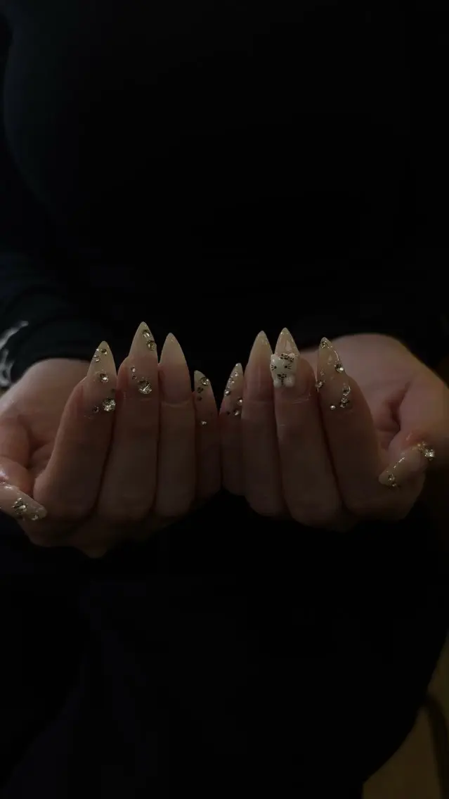 ネイル ハンドネイル Nailist Rinaのネイルデザイン