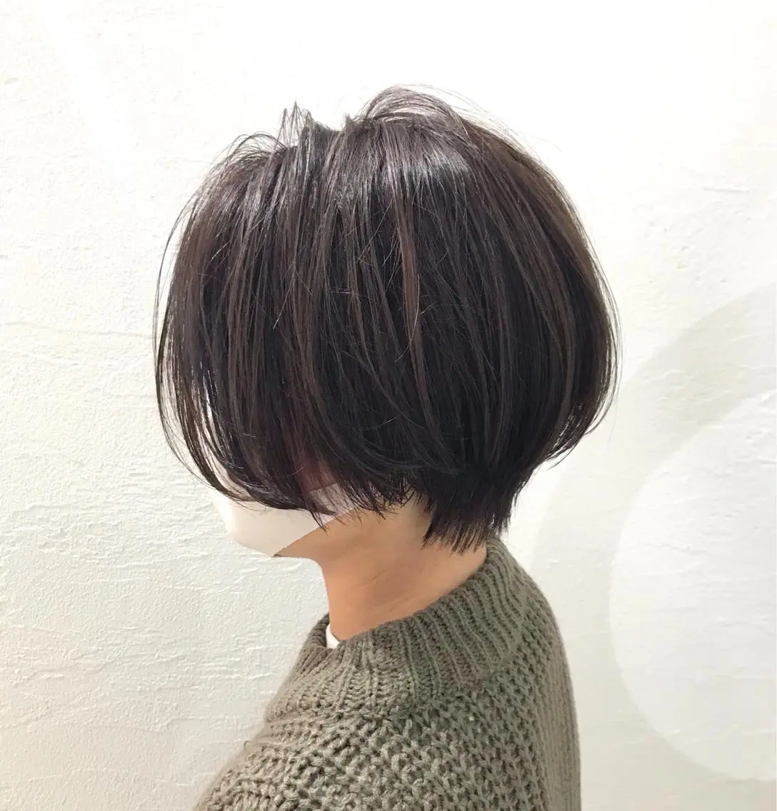 ショート カラー ニュアンスパーマ/ レイヤー/茶屋町のヘアスタイル