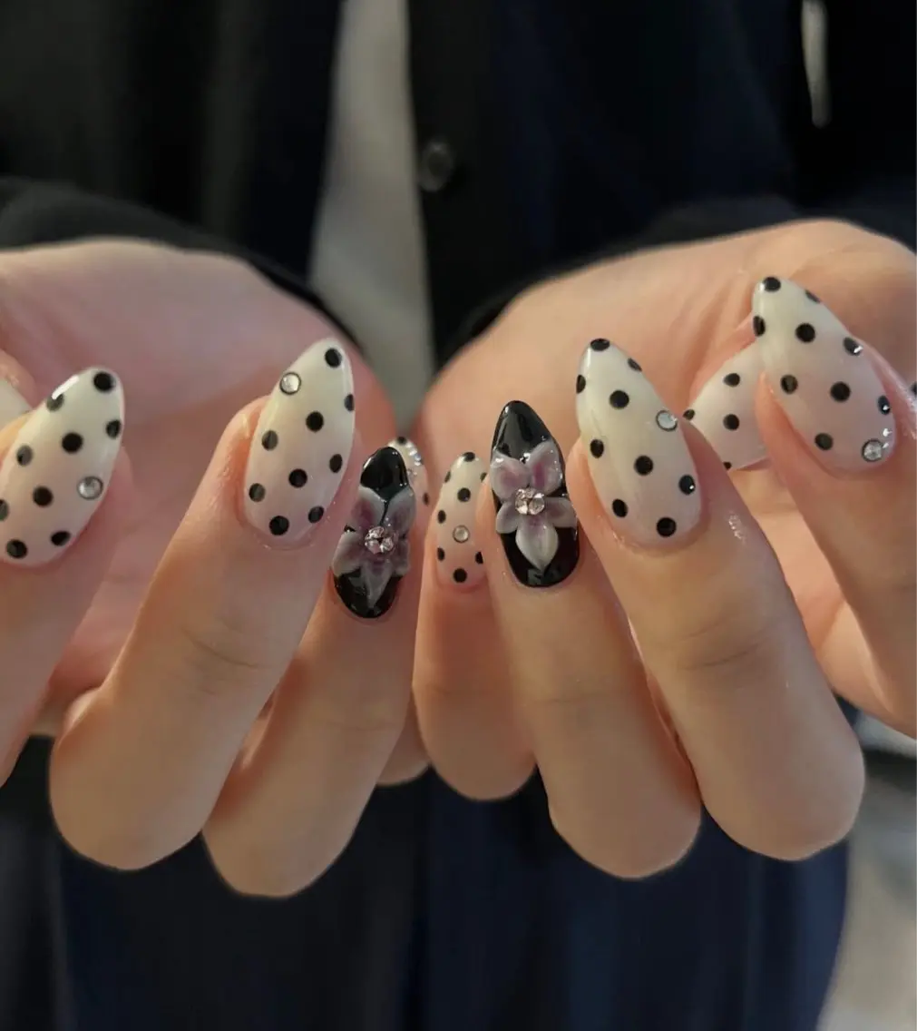 ネイル ジェルネイル パラジェル スカルプネイル ネイルチップ NiJi Nailsのネイルデザイン