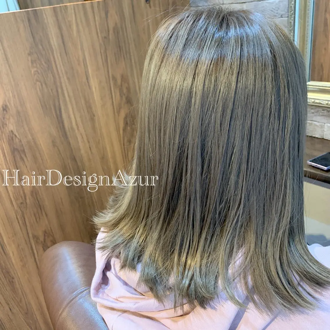 ミディアム カラー HairDesign Azurのヘアスタイル