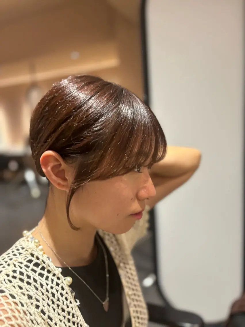 ミディアム 顔周りカット ⭐️超髪質改善特化 ✂️美髪縮毛矯正きりのヘアスタイル
