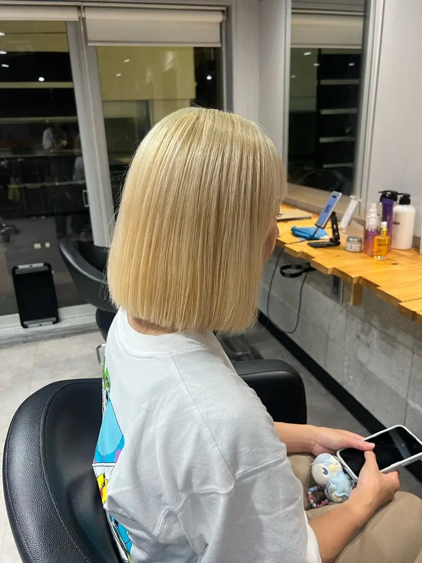 ショート カラー ヘアカラー トリートメント NANAMI🩵 大人可愛い韓国ヘアのヘアスタイル