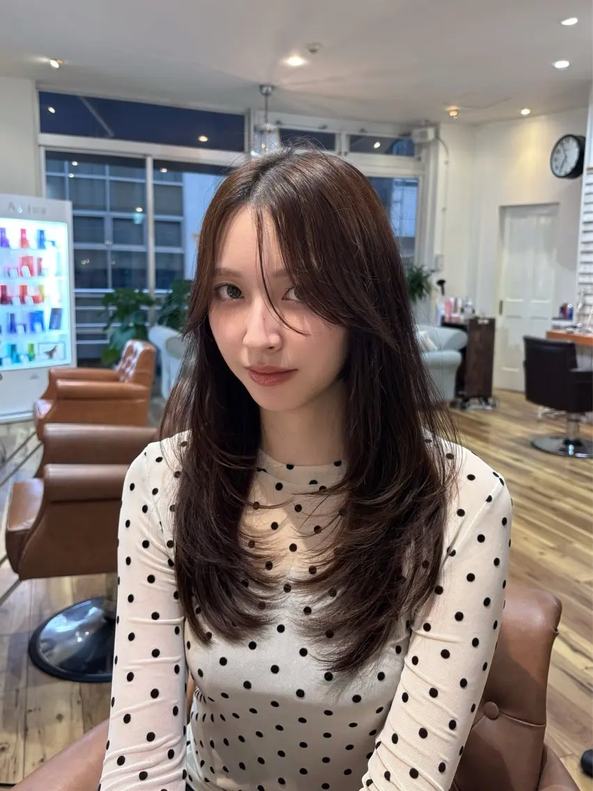 ロング カラー 顔まわりレイヤー 顔周りカット 韓国風ヘア レイヤーカット カット ヘアカラー トリートメント &.越冨 レイヤー/ 顔周り特化/髪質改善のヘアスタイル
