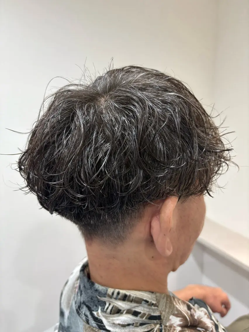パーマ メンズ メンズパーマ カット パーマ 深澤 知樹のヘアスタイル