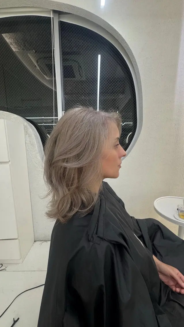 カラー ヘアカラー トリートメント ヘアセット ANN GAGA 心斎橋/ハイトーンのヘアスタイル