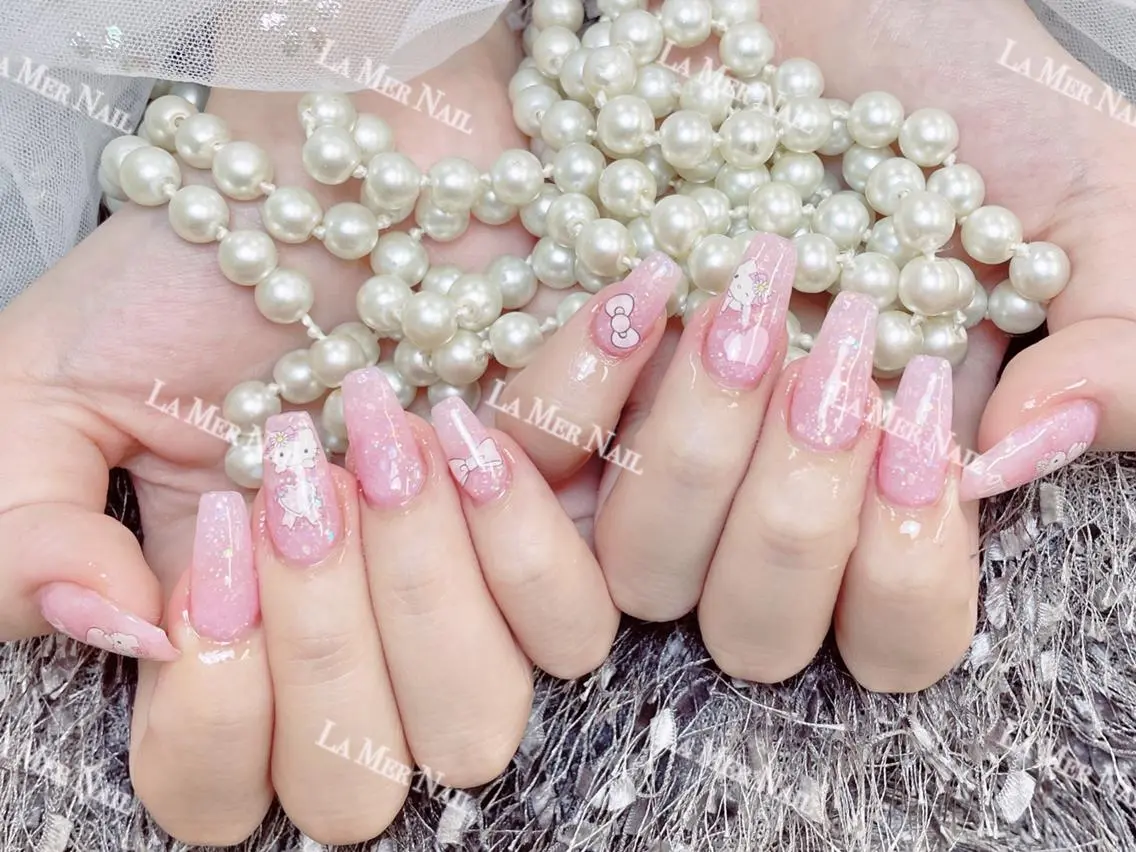 ネイル hikikibyee ♡のネイルデザイン
