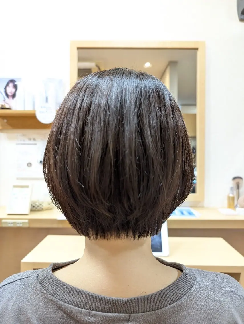 レディースショートカット+カラーの写真