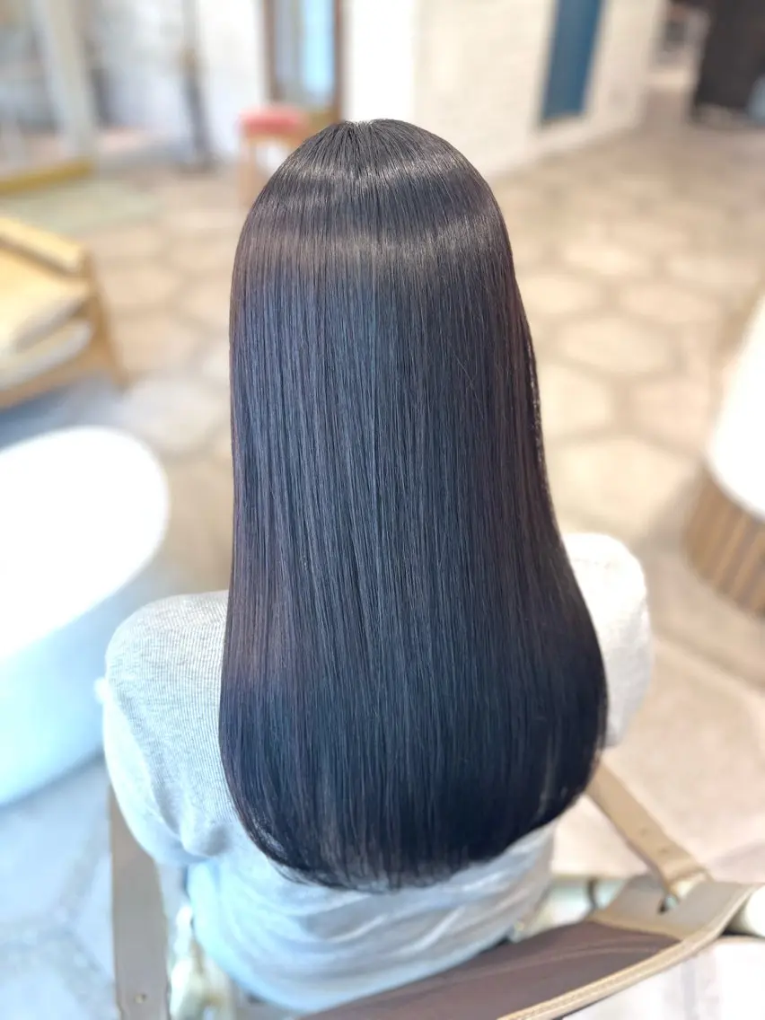 ロング 伸ばしかけ 縮毛矯正 トリートメント カット ヘアカラー 縮毛矯正 トリートメント 堀江美容室 千晶のヘアスタイル