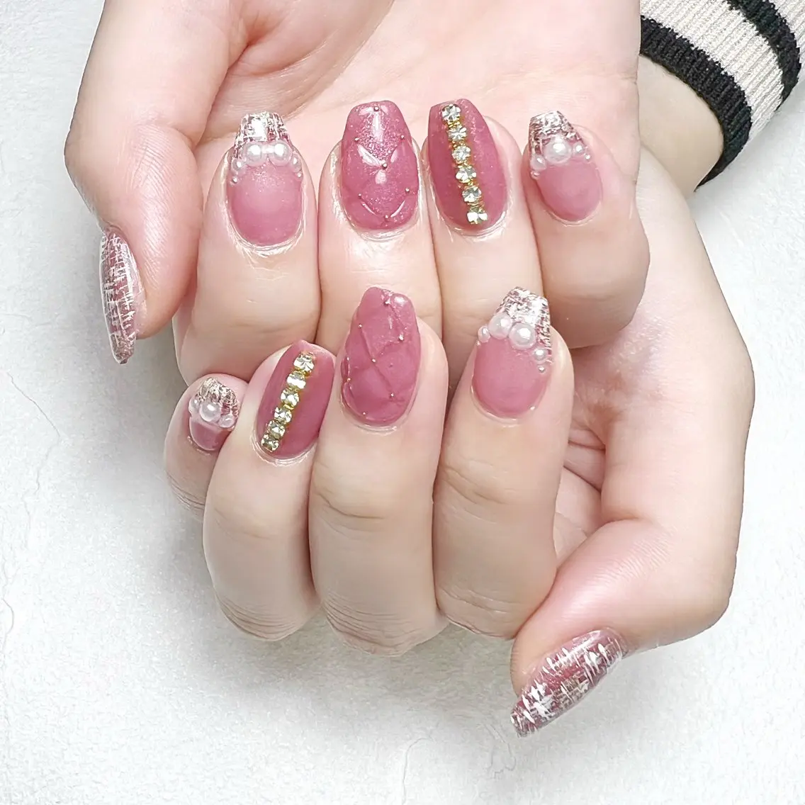 ネイル ガーリー キラキラネイル 韓国ネイル ピンク ツイードネイル rouse nail RISATOのネイルデザイン