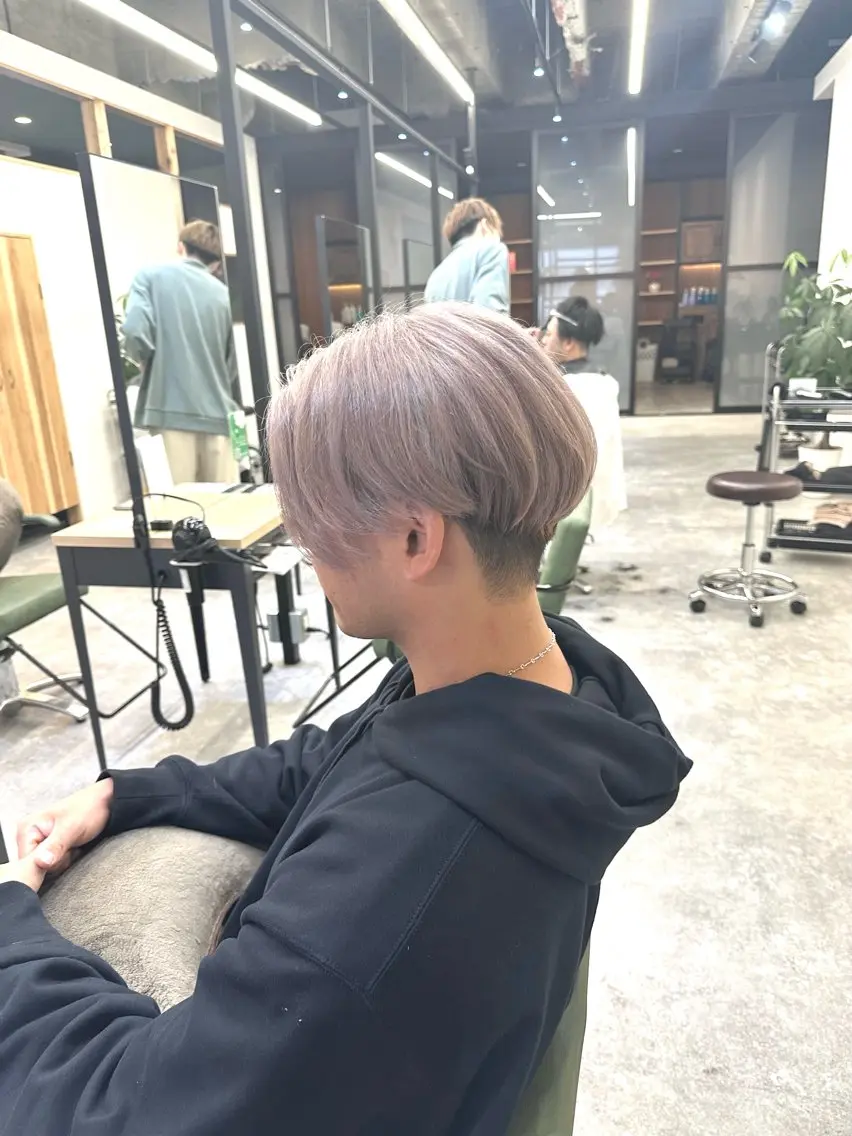 ショート 店長🌟小顔似合わせ デザインカラー◎古田のヘアスタイル