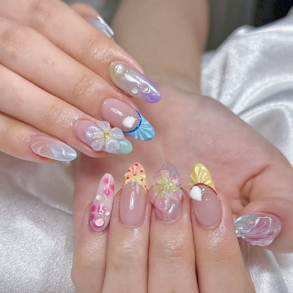 ネイル アートネイル 長さ出し ガーリー 韓国ネイル 持ち込み Rin Nail 新大久保店のネイルデザイン
