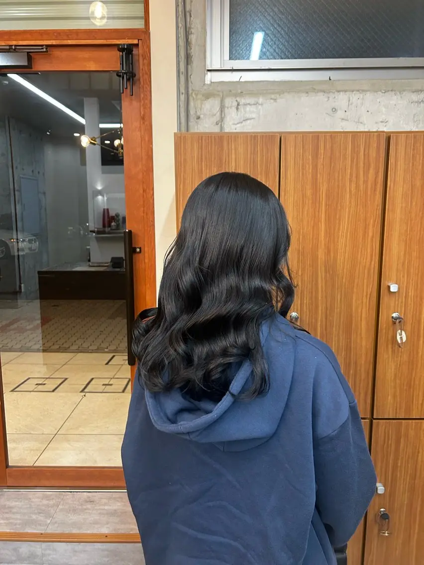 ロング カラー ヘアカラー 顔周りレイヤー/ ふわあいりのヘアスタイル