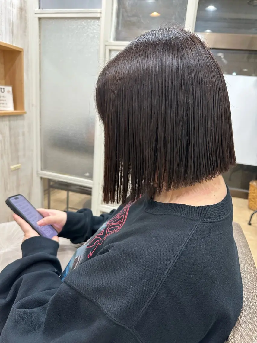 カラー 切りっぱなしボブ ボブ ameet ゆいのヘアスタイル