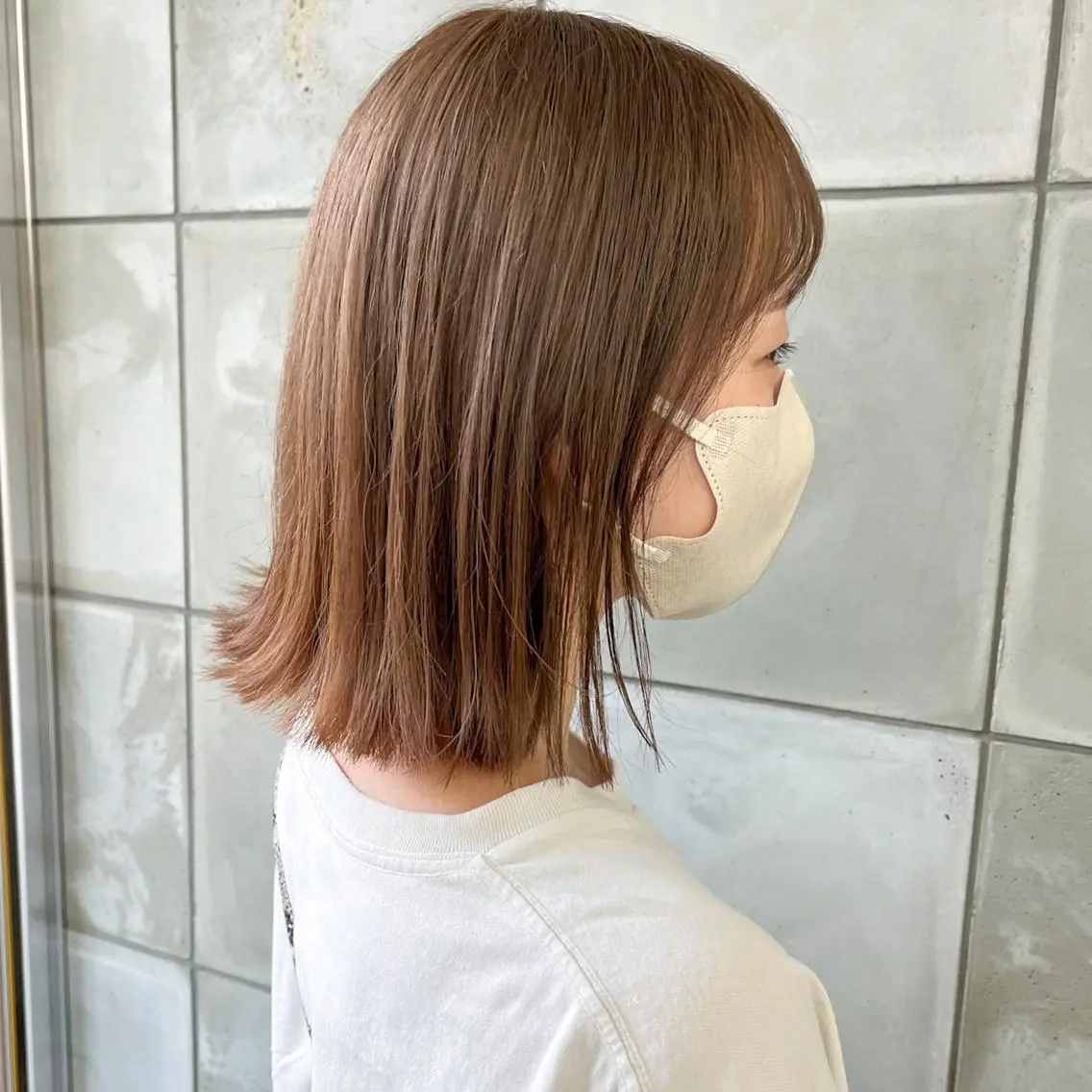 ミディアム カラー ベージュカラー ブリーチ 村田 春歌のヘアスタイル
