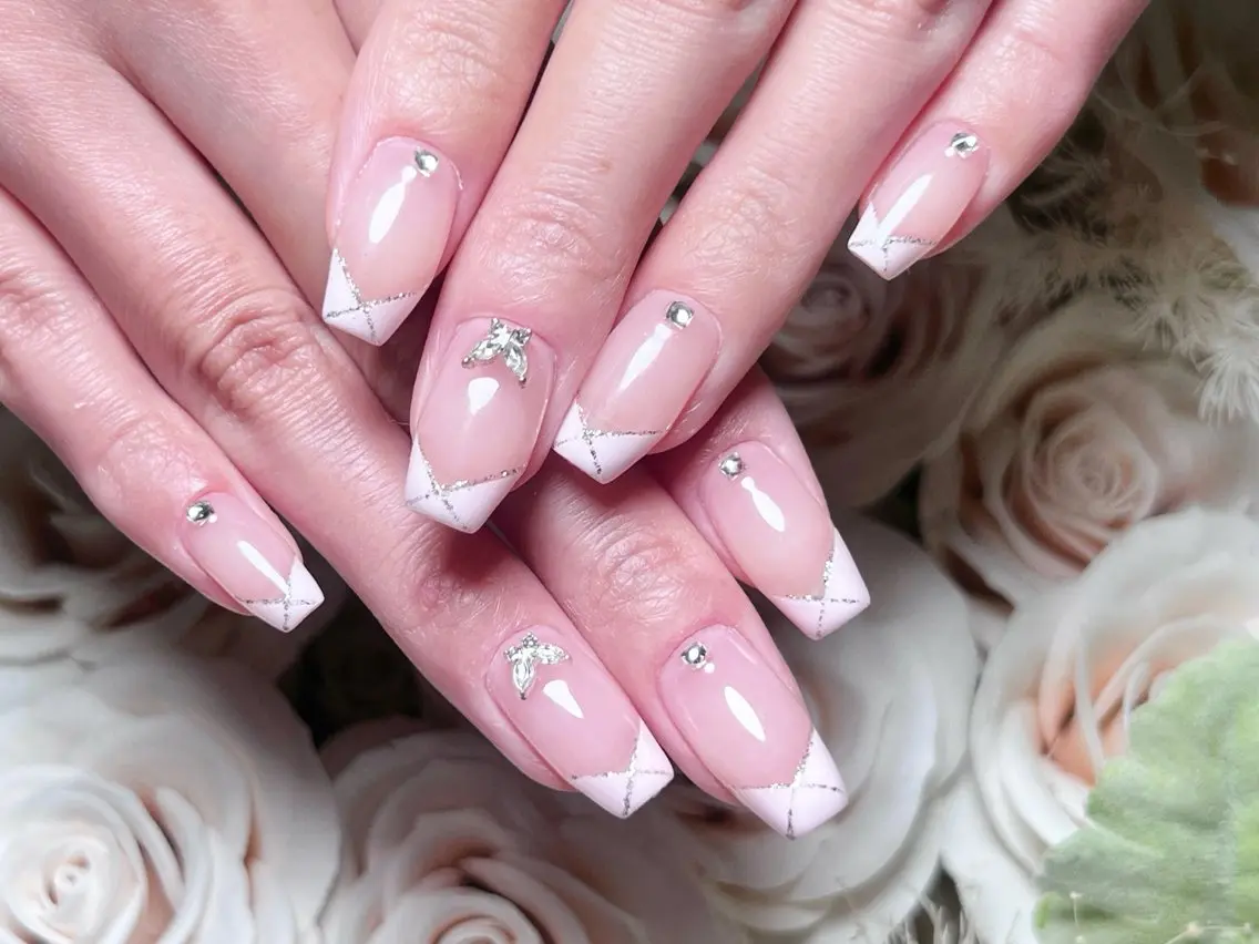 ネイル 成人式 ロングネイル マグネットネイル 持ち込み ワンカラーネイル ハンドネイル Painty nailのネイルデザイン