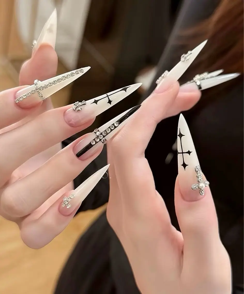 ネイル フットネイル フレンチネイル グラデーション 韓国ネイル ロングネイル ハンドネイル Hani Nail Salonのネイルデザイン