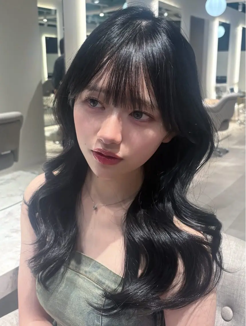カラー mo moのヘアスタイル