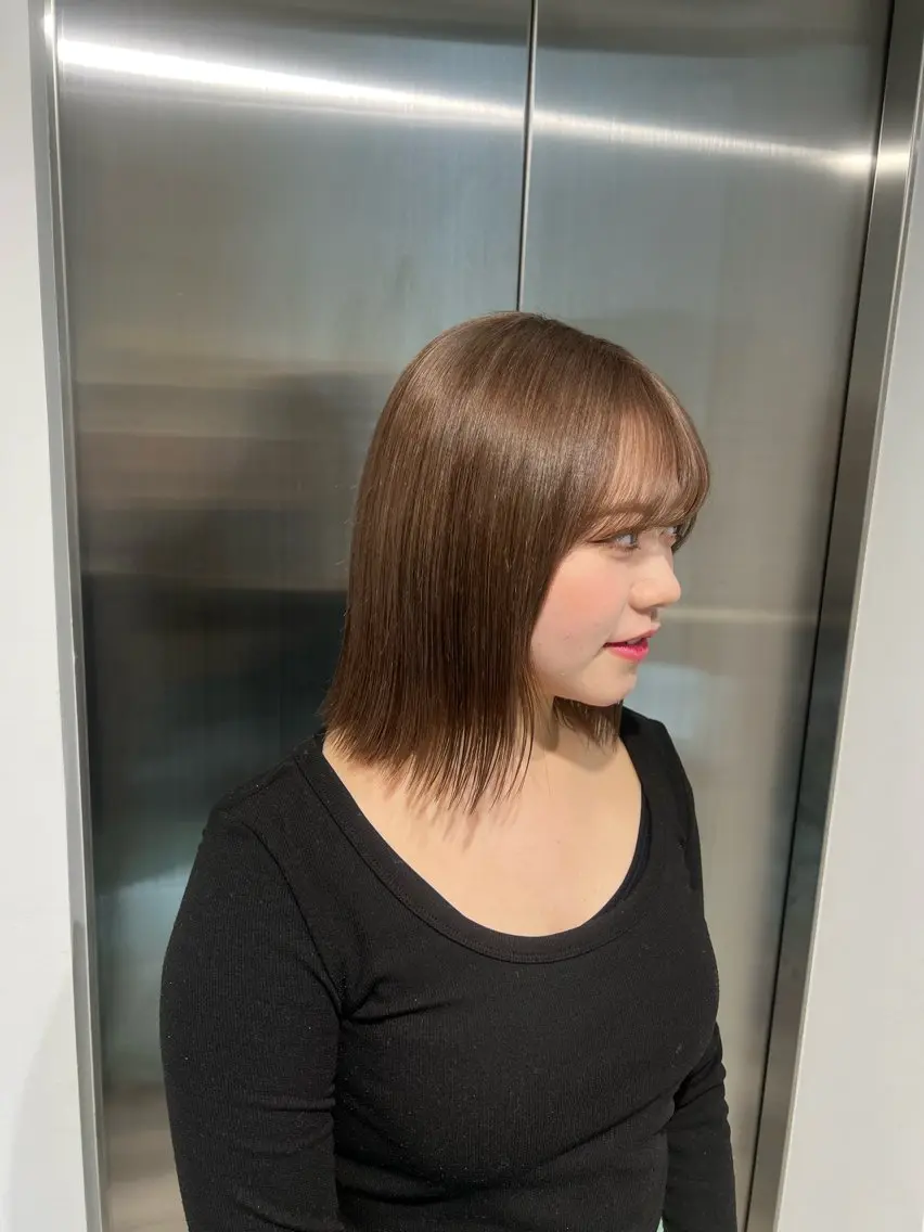 ミディアム カラー カット ヘアカラー トリートメント 赤みゼロ/透明感 カラー🌿KANTAのヘアスタイル