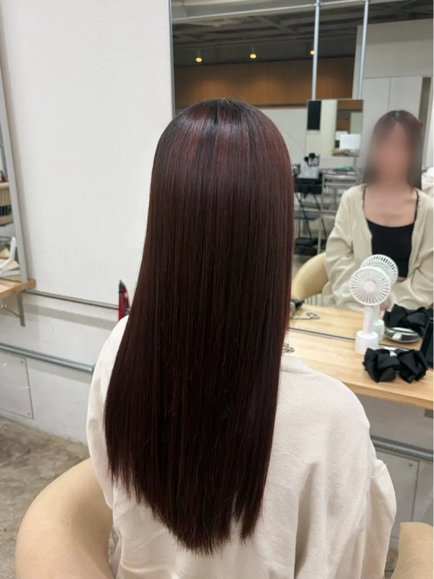 ロング カラーリスト KOTOMIのヘアスタイル