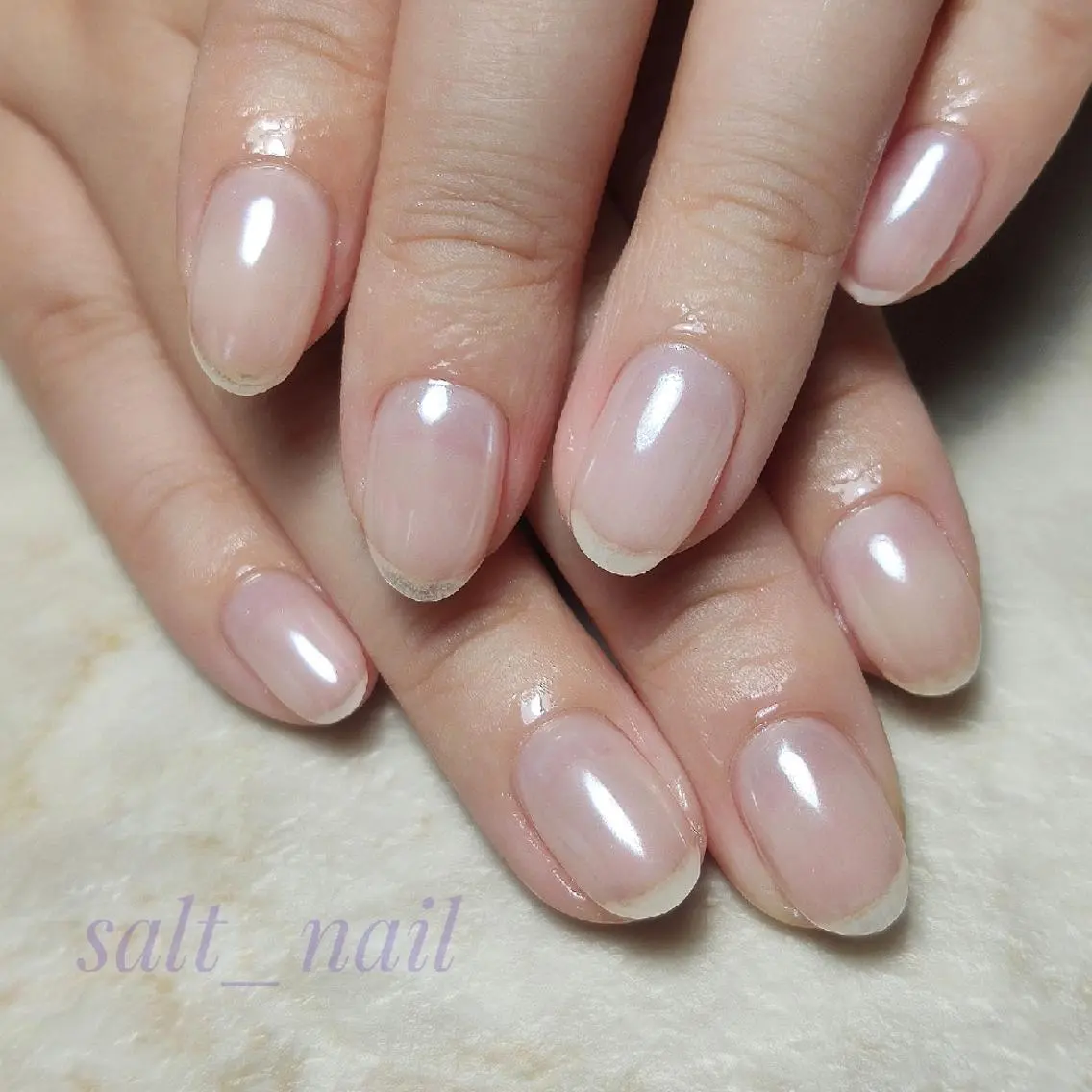 ネイル オーロラネイル 持ち込み ホワイト 個人サロン saltnailのネイルデザイン