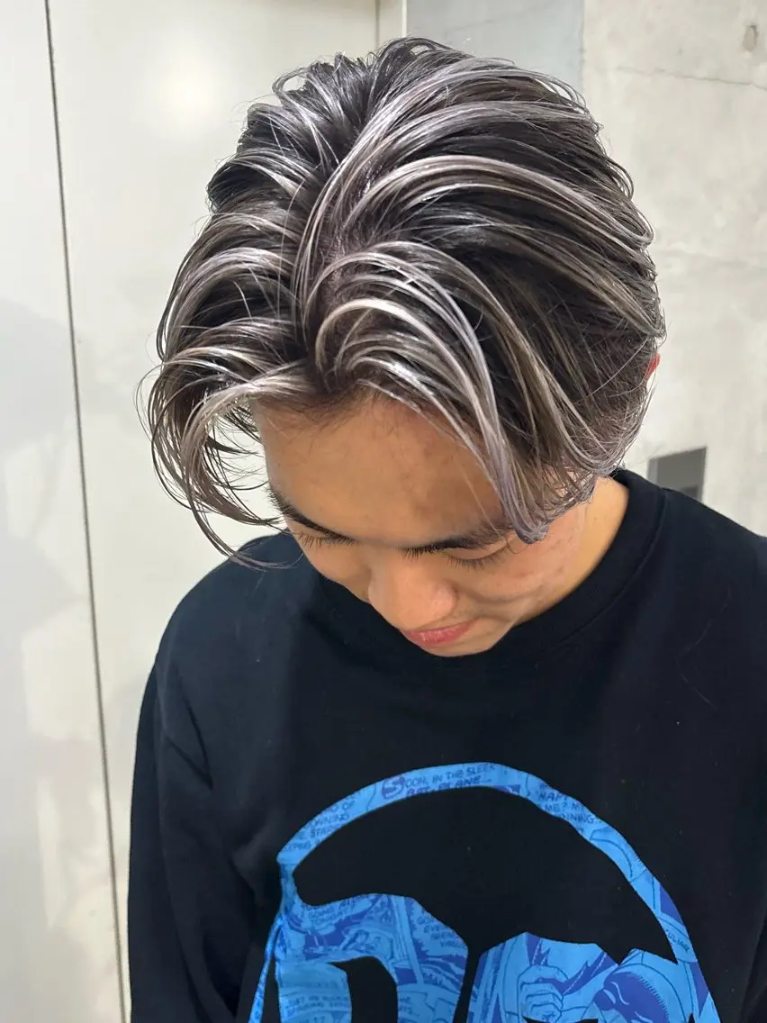 ショート カラー メンズ メンズバレイヤージュ バレイヤージュ レイヤーカット メンズバレイヤージュ 中野裕介のヘアスタイル