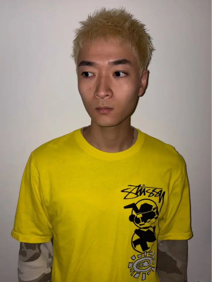 ショート カラー メンズ メンズブリーチ メンズハイトーン スパイキーショート ブリーチ ハイトーンカラー 神田橋 翔太郎のヘアスタイル