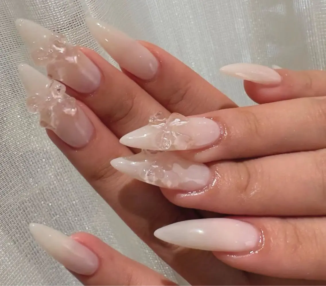 ネイル ハンドネイル BERA NAILSのネイルデザイン