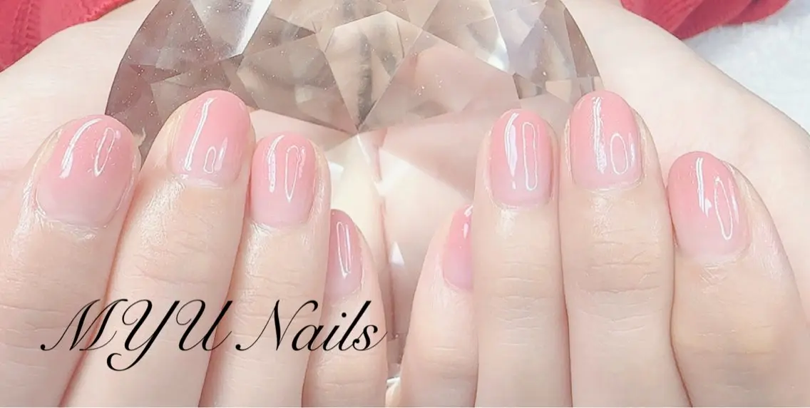 ネイル ジェルネイル グラデーション 持ち込み ニュアンスネイル パラジェル ハンドネイル ニュアンスネイル🌈 MYU Nailsのネイルデザイン