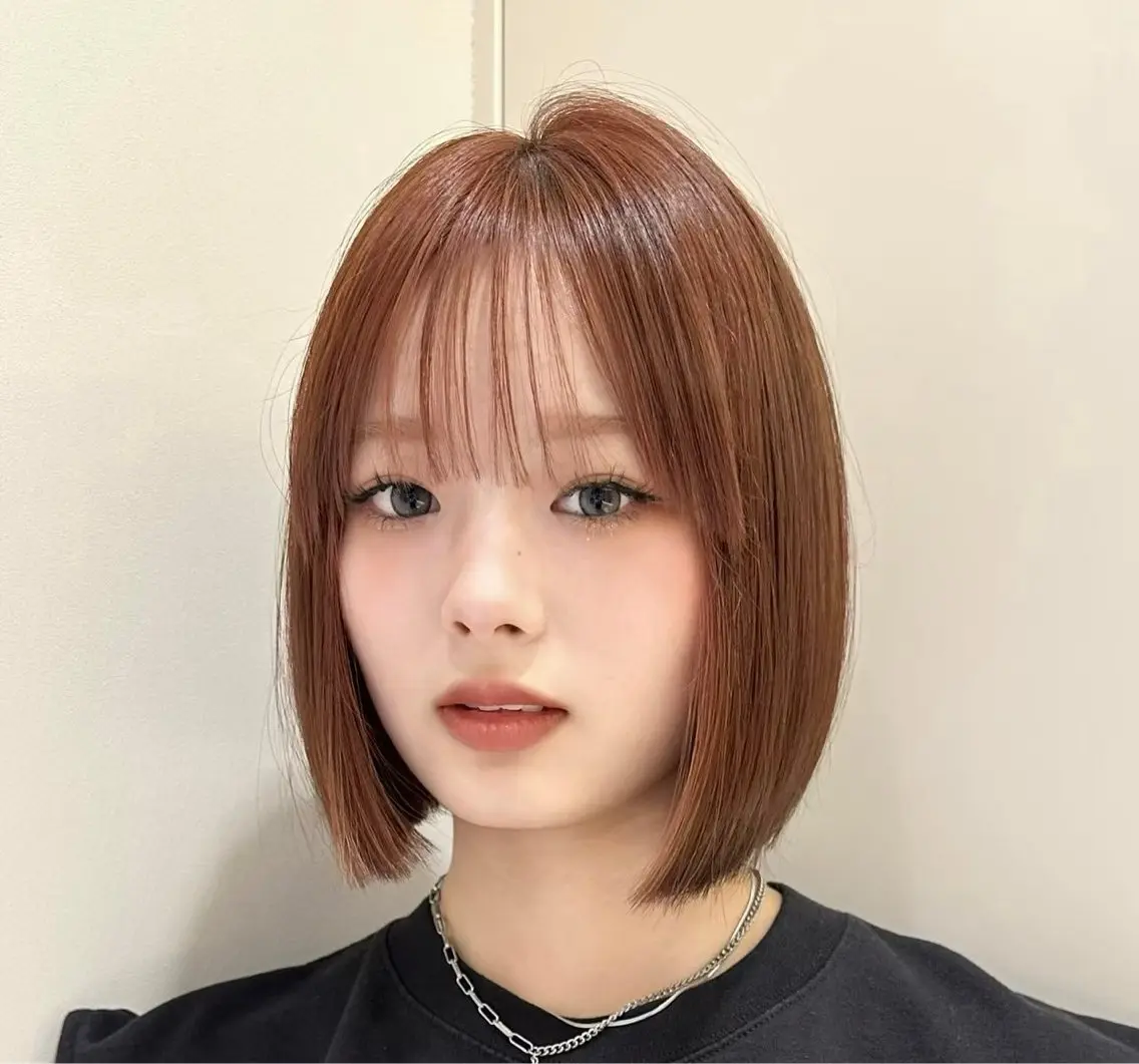 ミディアム カット ヘアカラー トリートメント けいし🐬ボブ 美髪縮毛矯正のヘアスタイル