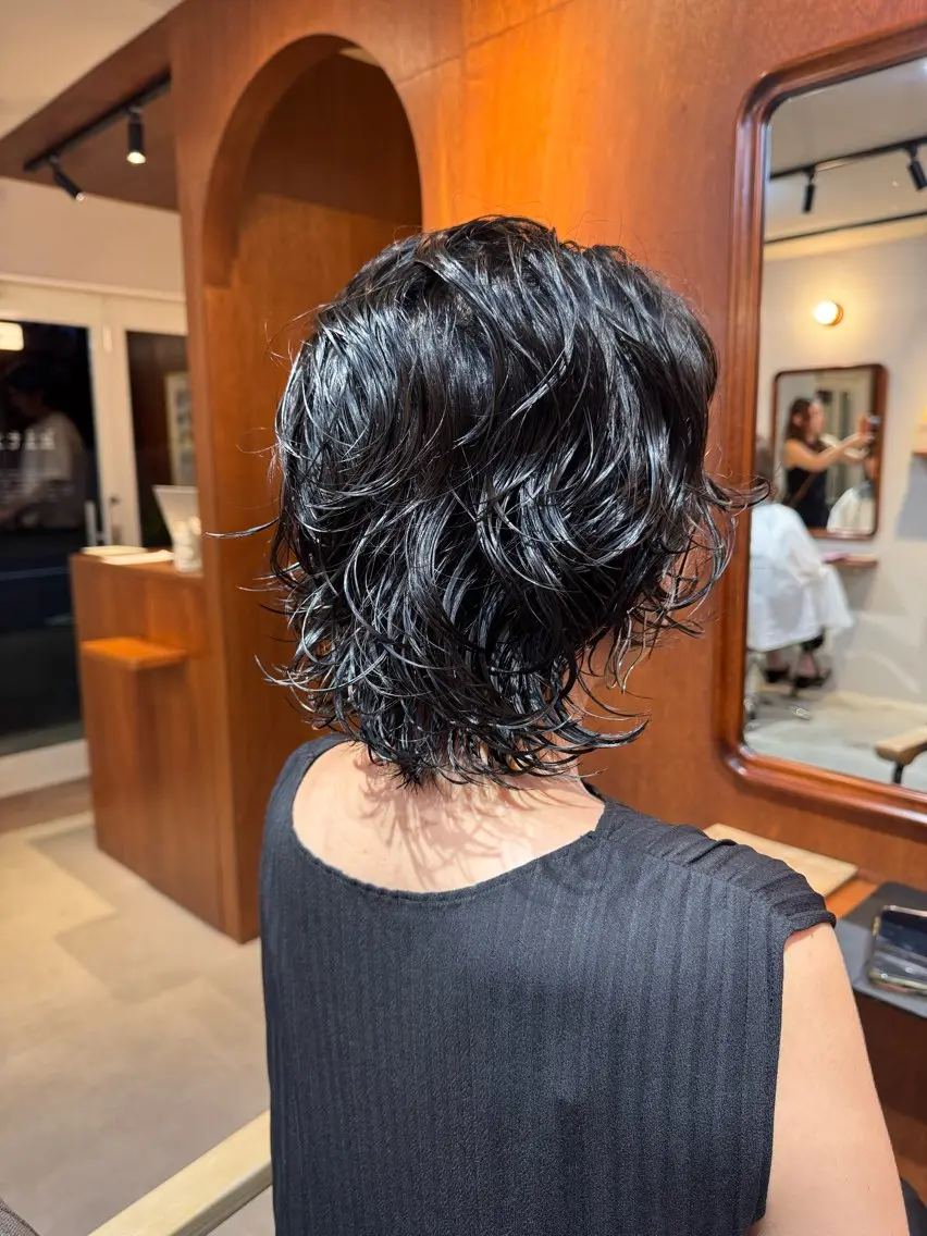 ショート パーマ ショートヘア ウルフカット カット パーマ トリートメント ボブ美容師💛 AYUMIのヘアスタイル