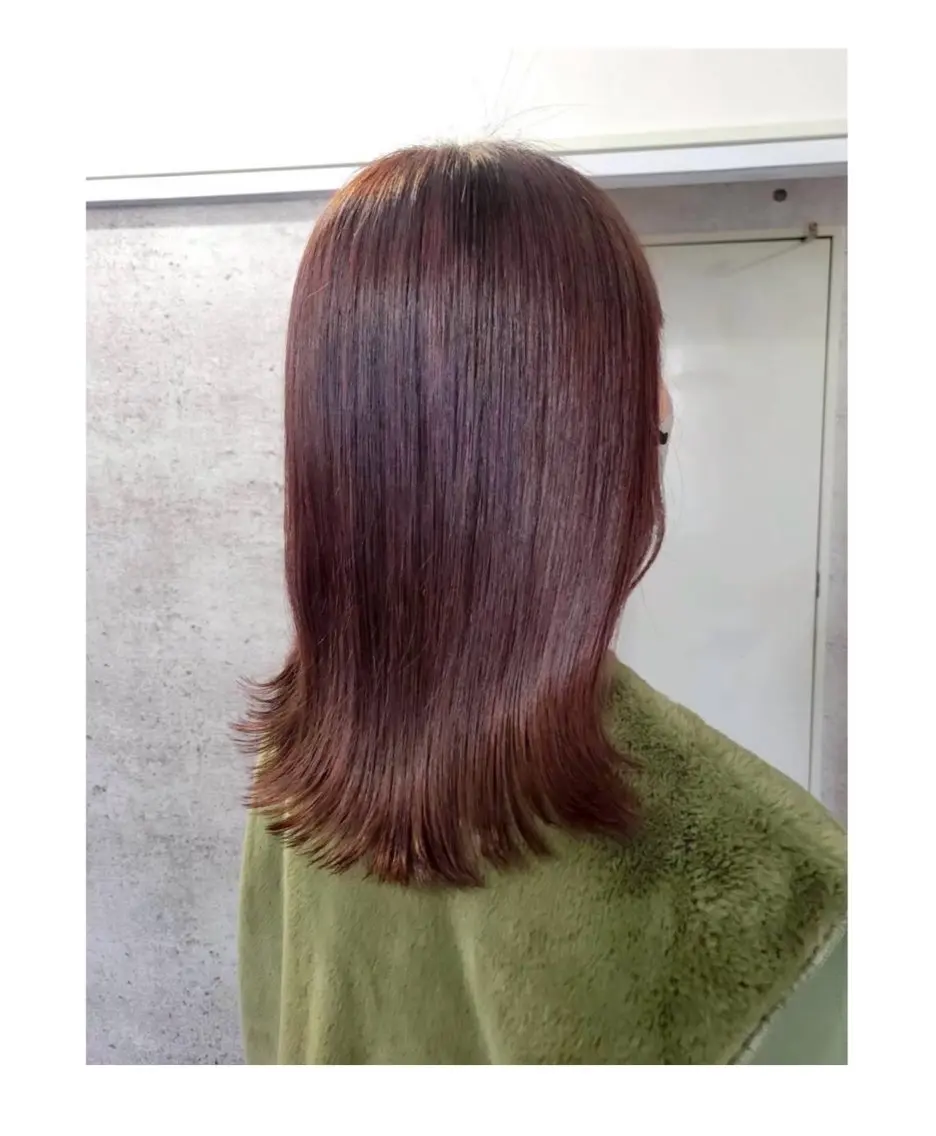 セミロング ヘアカラー アラタケ マリのヘアスタイル