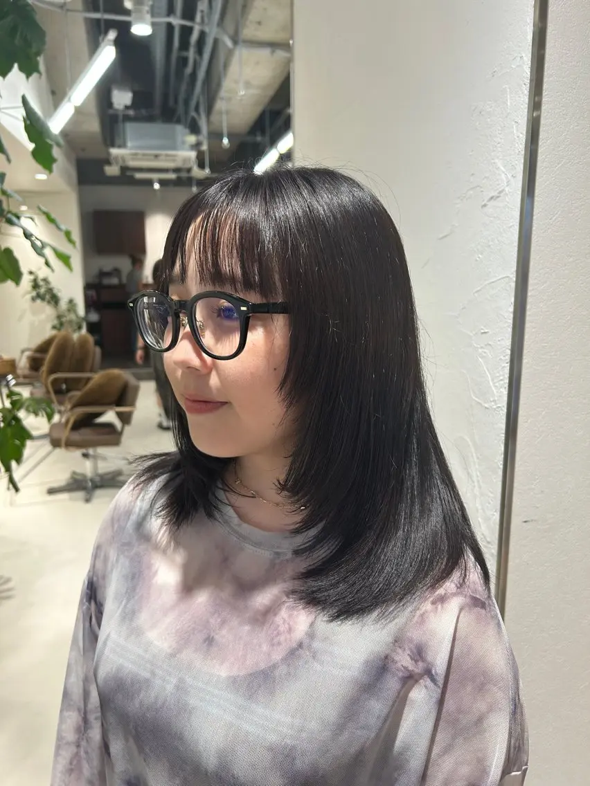 ミディアム カラー 黒髪 ラベンダーカラー 顔まわりレイヤー レイヤーカット ヘアカラー トリートメント ハイトーン/エクステ /🎀YUINA🎀のヘアスタイル