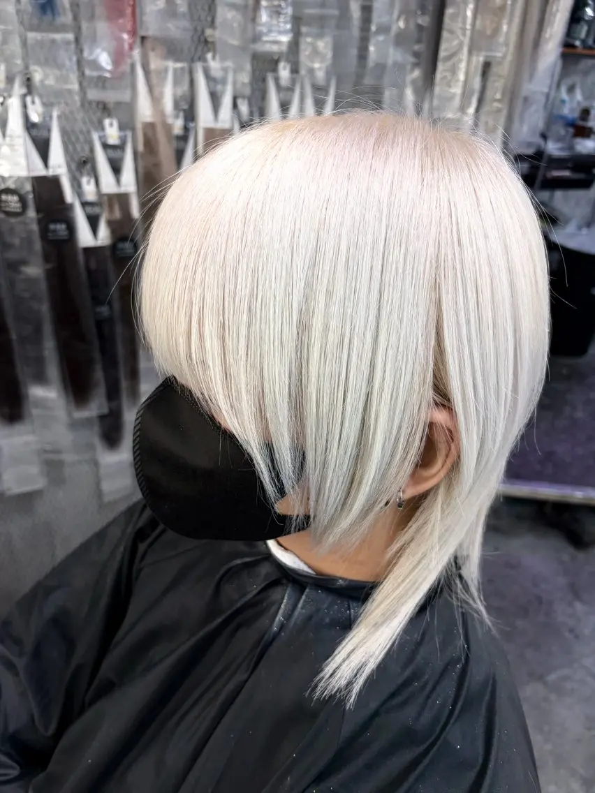 ミディアム カラー メンズ メンズブリーチ ブリーチ カット ヘアカラー 熊谷 奈菜のヘアスタイル
