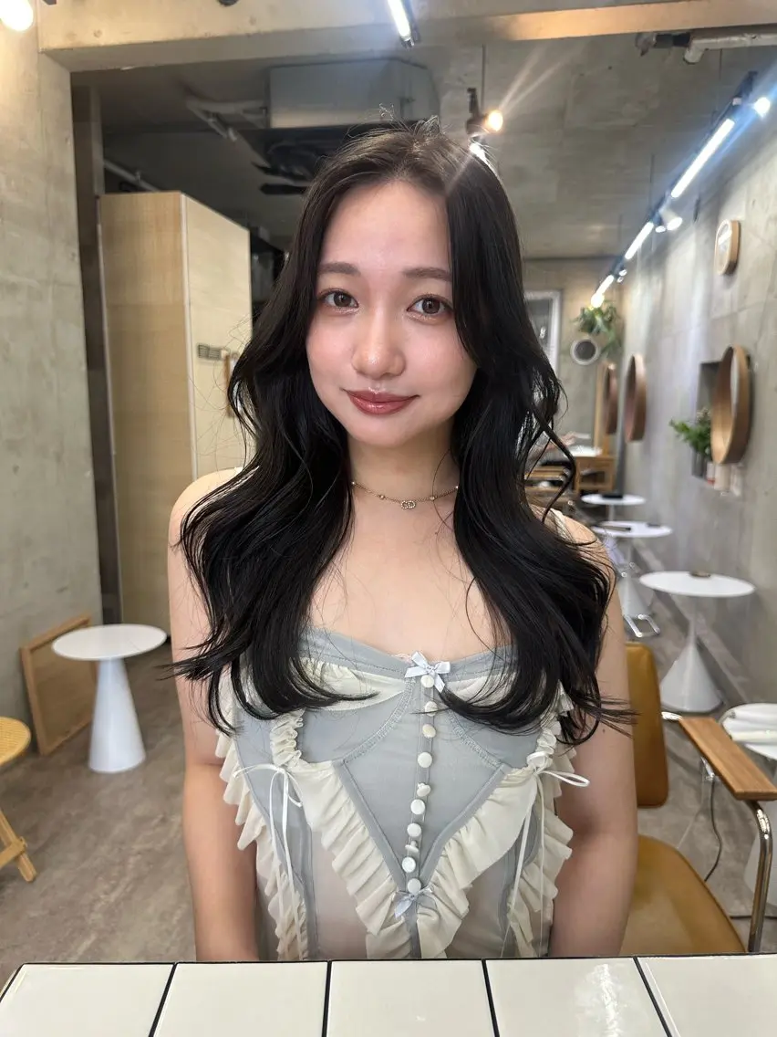ロング カラー ベージュカラー ブリーチ ブラウンカラー ケアブリーチ グレージュ カット カットモデル募集中 ／HARUKA🎀のヘアスタイル