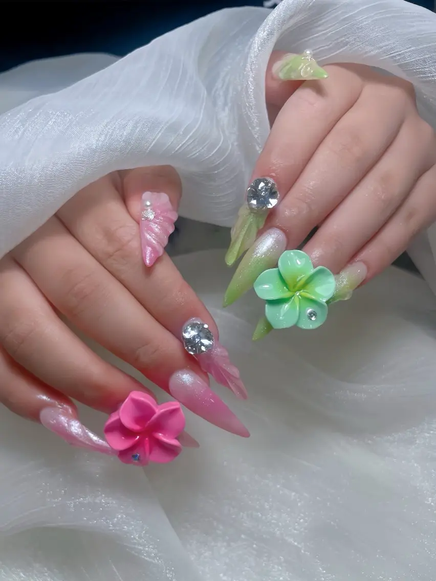 ネイル クリアネイル ドット フットネイル ジェルネイル グリーン ハンドネイル Rin Nail 新大久保店のネイルデザイン