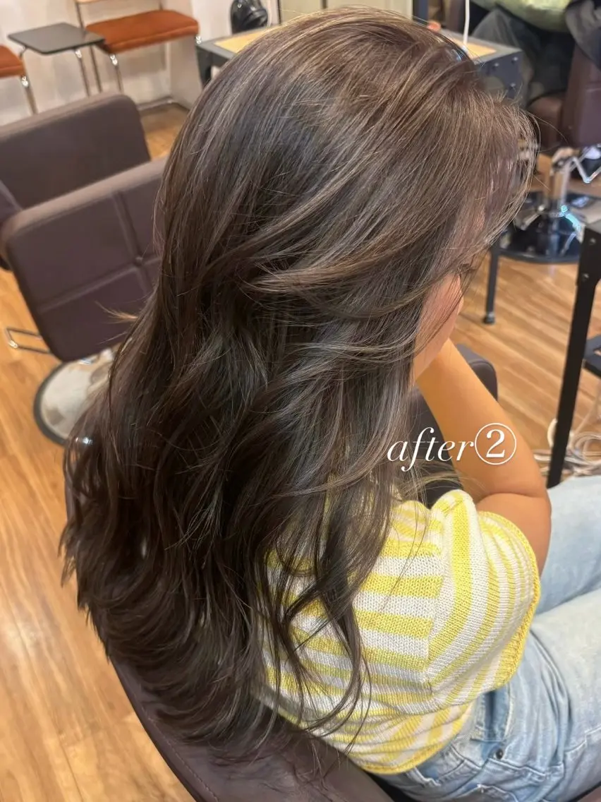 セミロング 🌺海外風ハイライト 🌺カマタ アンナのヘアスタイル