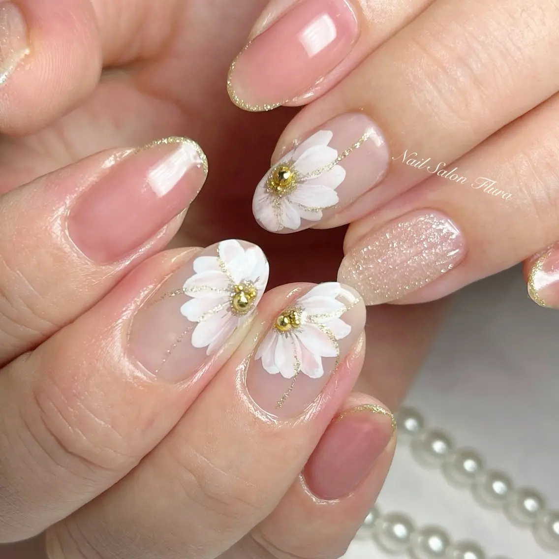 ネイル フラワーネイル NailSalon Fluraのネイルデザイン