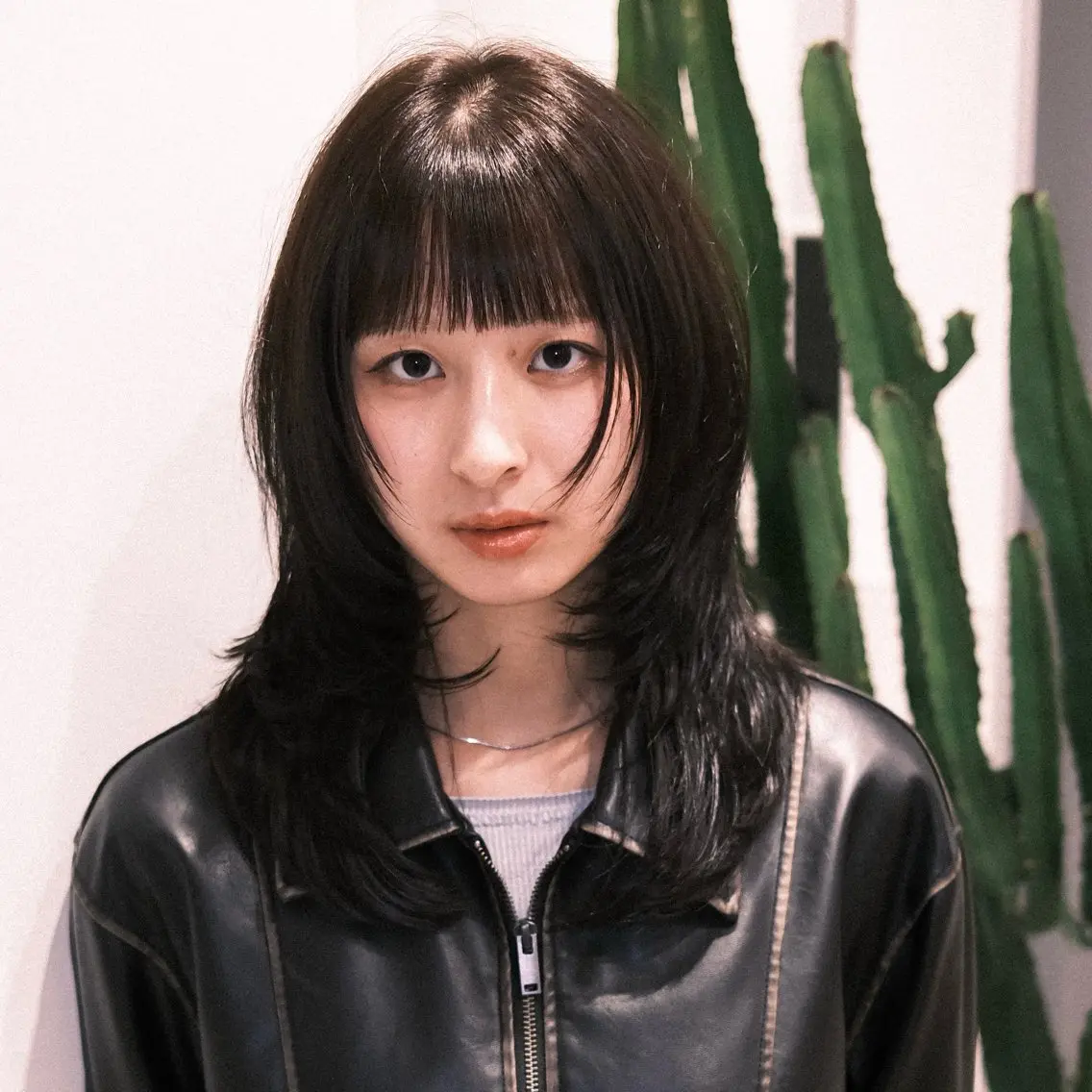 ミディアム カラー 透明感カラー 髪質改善 レイヤーカット 小顔カット トリートメント カット ヘアカラー 宮内大輔 /レイヤー/艶カラーのヘアスタイル