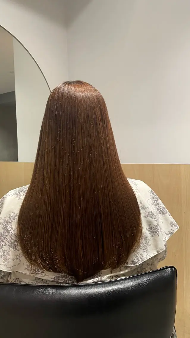 ロング 都築 菜美のヘアスタイル