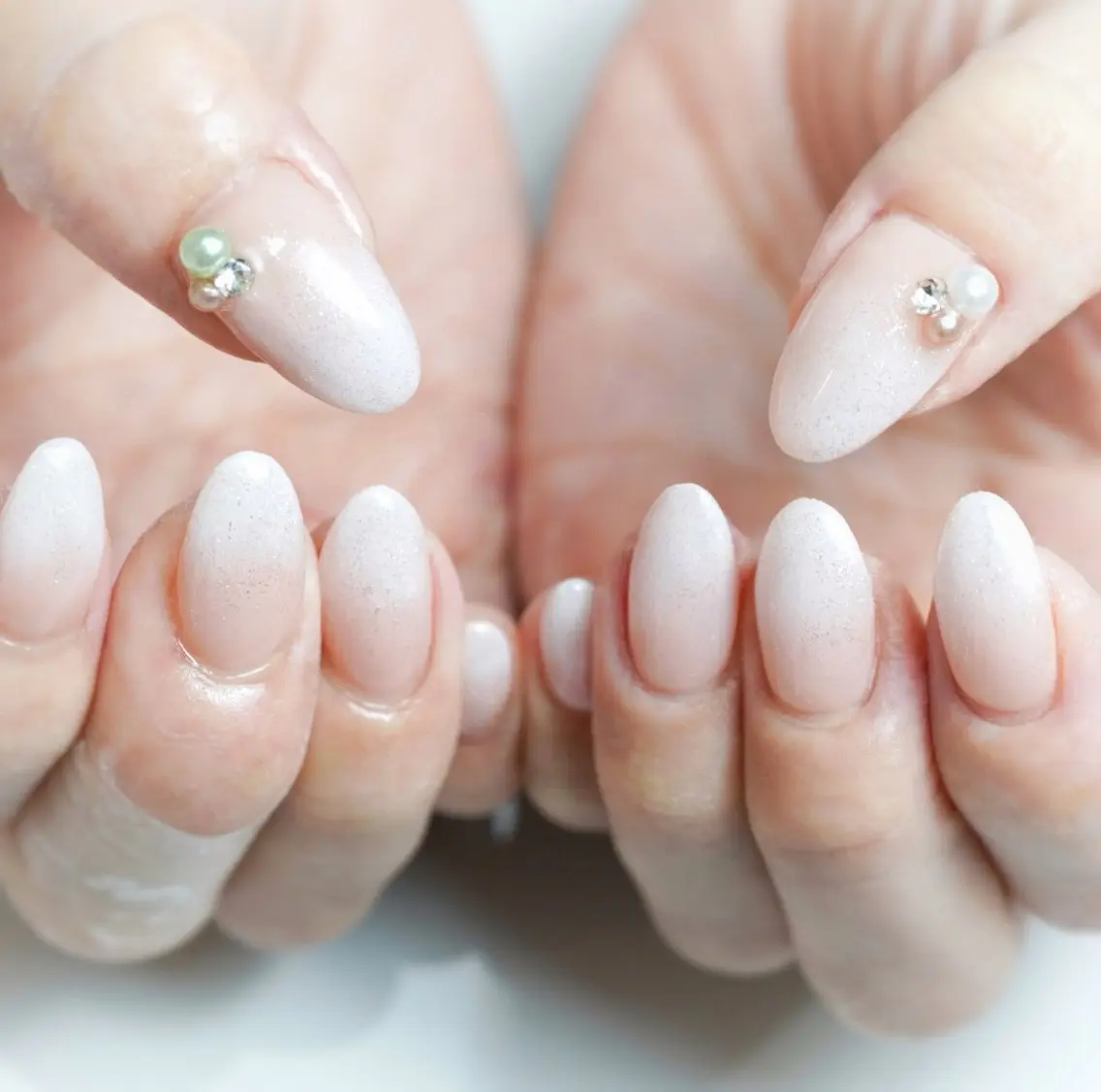 ミディアム ハンドネイル Re nailのネイルデザイン