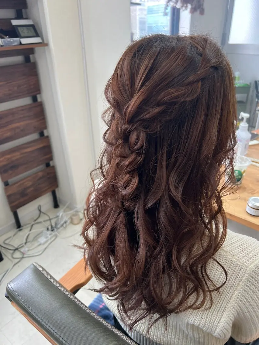 ロング ヘアアレンジ ハーフアップ 山室 敬義のヘアスタイル